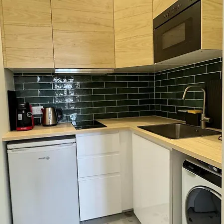 1 Au Coeur De * בורדו